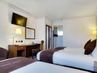 Apollo Hotel - Photo 8