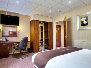 Apollo Hotel - Photo 9