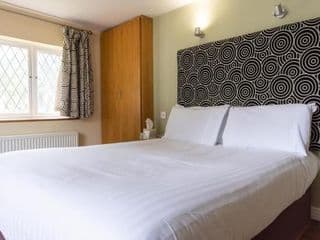 Great Hallingbury Manor - Photo 2