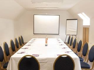 Great Hallingbury Manor - Photo 17