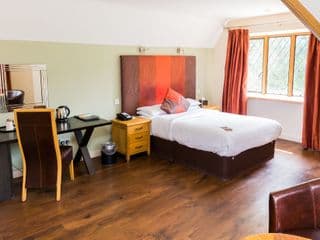 Great Hallingbury Manor - Photo 4