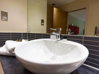Great Hallingbury Manor - Photo 7