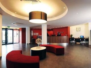 Holiday Inn London Luton Airport, an IHG Hotel - Photo 16