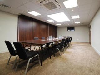 Holiday Inn London Luton Airport, an IHG Hotel - Photo 19