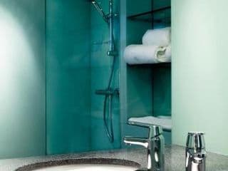 Holiday Inn London Luton Airport, an IHG Hotel - Photo 10