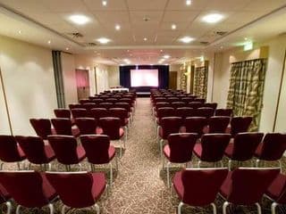 Hilton Garden Inn Luton North - Photo 20