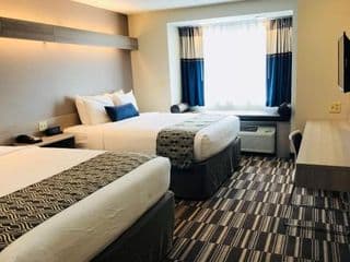 Microtel Inn & Suites by Wyndham Atlanta/Buckhead Area - Photo 3