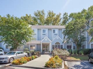 Microtel Inn & Suites by Wyndham Atlanta/Buckhead Area - Photo 21