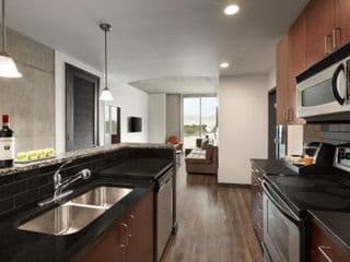 Twelve Midtown, Autograph Collection - Photo 6