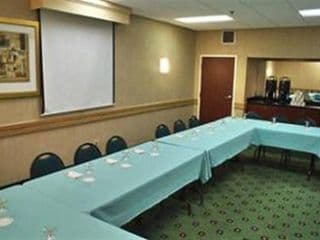 Courtyard by Marriott - Atlanta Executive Park/Emory - Photo 19