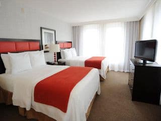 Fairfield Inn & Suites Atlanta Downtown - Photo 2