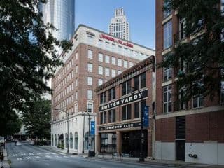 Hampton Inn & Suites Atlanta Downtown - Photo 24