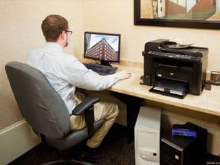 Hampton Inn & Suites Atlanta Downtown - Photo 9