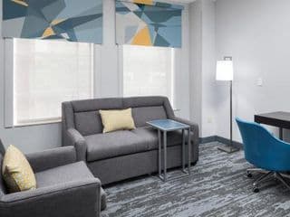 Hampton Inn & Suites Atlanta Downtown - Photo 10