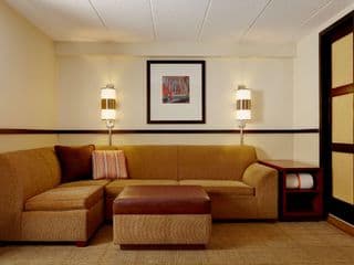 Hyatt Place Atlanta/Buckhead - Photo 10
