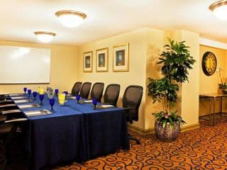 Sheraton Atlanta Hotel - Photo 14