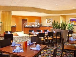 Sheraton Atlanta Hotel - Photo 8