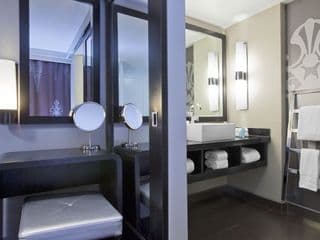 The Starling Atlanta Midtown, Curio Collection by Hilton - Photo 8