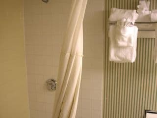 Barclay Hotel Atlanta Downtown - Photo 9