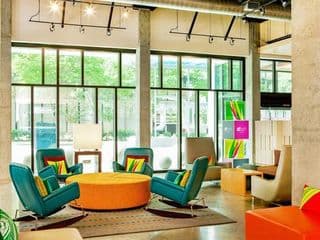 Aloft by Marriott Atlanta Downtown - Photo 11