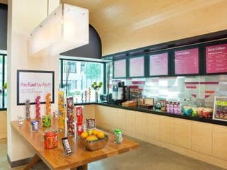 Aloft by Marriott Atlanta Downtown - Photo 9