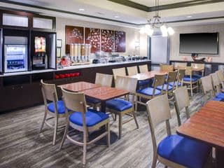 TownePlace Suites by Marriott Atlanta Buckhead - Photo 19