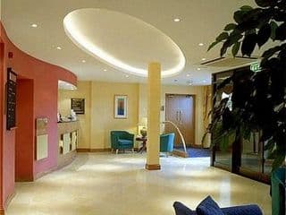 Holiday Inn Express London Heathrow T5, an IHG Hotel - Photo 16