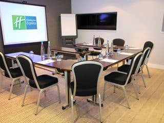 Holiday Inn Express London Heathrow T5, an IHG Hotel - Photo 20