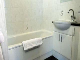Bluebell House - Photo 16