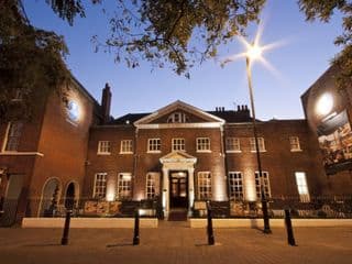 Sir Christopher Wren Hotel - Photo 22