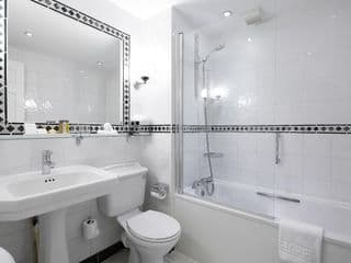 Sir Christopher Wren Hotel - Photo 7