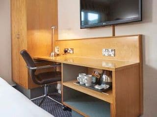 Novotel London Stansted Airport - Photo 11