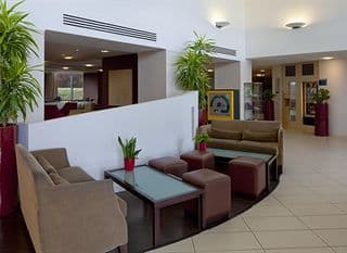 Holiday Inn Express London Stansted Airport, an IHG Hotel - Photo 7