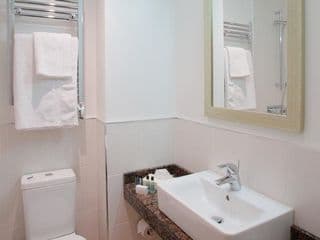Aubrey Park Hotel - Photo 11
