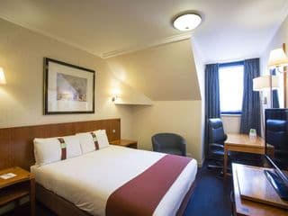 Holiday Inn Luton South - M1, Junction 9, an IHG Hotel - Photo 3