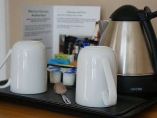 The Lawn Guest House Gatwick - Photo 17