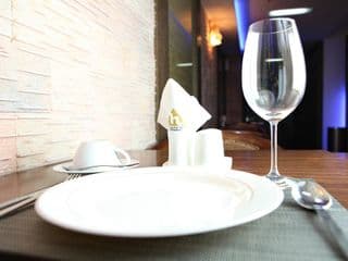 New Hilltop Hotel - Photo 8