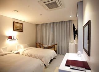 Dong Seoul Hotel - Photo 3