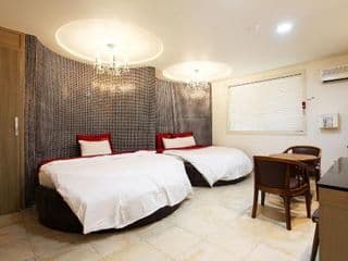 Amourex Hotel