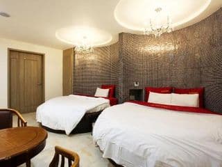 Amourex Hotel - Photo 3