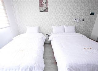 Yeongdeungpo VIP Hotel - Photo 4