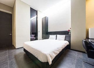 Starhills Hotel