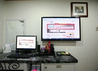 New World Hotel - Photo 16