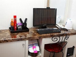 New World Hotel - Photo 5