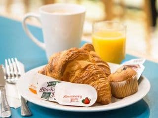 Holiday Inn Express London - Watford Junction, an IHG Hotel - Photo 15