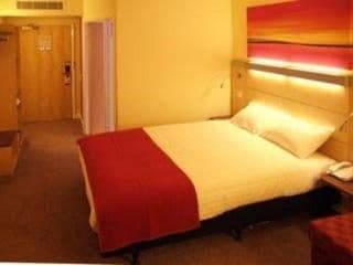 Holiday Inn Express London - Watford Junction, an IHG Hotel - Photo 4