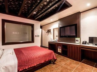 Hotel Tirol - Photo 6