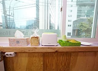 Rainbow Hotel Myeongdong - Photo 8