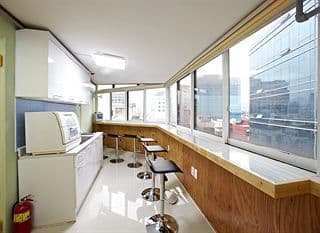 Rainbow Hotel Myeongdong - Photo 15