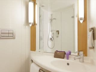 ibis London Wembley - Photo 10